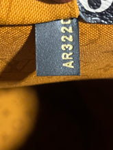 Load image into Gallery viewer, Louis Vuitton Monogram Crafty Neverfull Tote