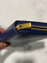 Load image into Gallery viewer, Celine Blue Pebbled Leather Zip Around Wallet