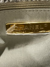 Load image into Gallery viewer, Chanel 21A Medium Tweed Crossbody Bag