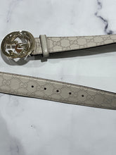 Load image into Gallery viewer, Gucci White/Lt Gray GG Leather Belt