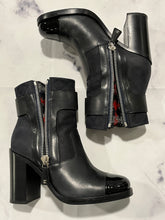 Load image into Gallery viewer, Chanel Black Navy Tweed Zip Boots