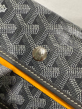 Load image into Gallery viewer, Goyard St Louis PM Gray Tote Handbag