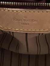 Load image into Gallery viewer, Louis Vuitton Delightful MM Shoulder Bag