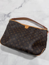Load image into Gallery viewer, Louis Vuitton Delightful MM Shoulder Bag