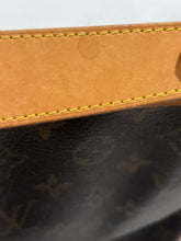 Load image into Gallery viewer, Louis Vuitton Delightful MM Shoulder Bag
