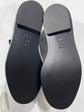 Load image into Gallery viewer, Alexander McQueen Black Loafers