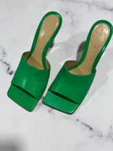 Load image into Gallery viewer, Bottega Veneta Green Slip On Sandals