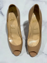 Load image into Gallery viewer, Christian Louboutin Very Prive Patent Leather