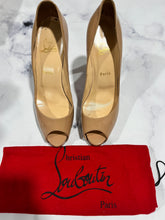 Load image into Gallery viewer, Christian Louboutin Very Prive Patent Leather