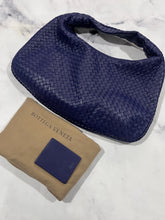 Load image into Gallery viewer, Bottega Veneta Leather Purple Hobo Bag