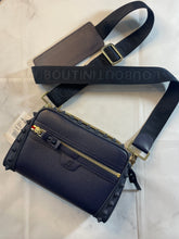 Load image into Gallery viewer, Christian Louboutin Loubitown Crossbody Bag