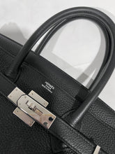 Load image into Gallery viewer, Hermes Unisex 30 Togo Black Leather Birkin