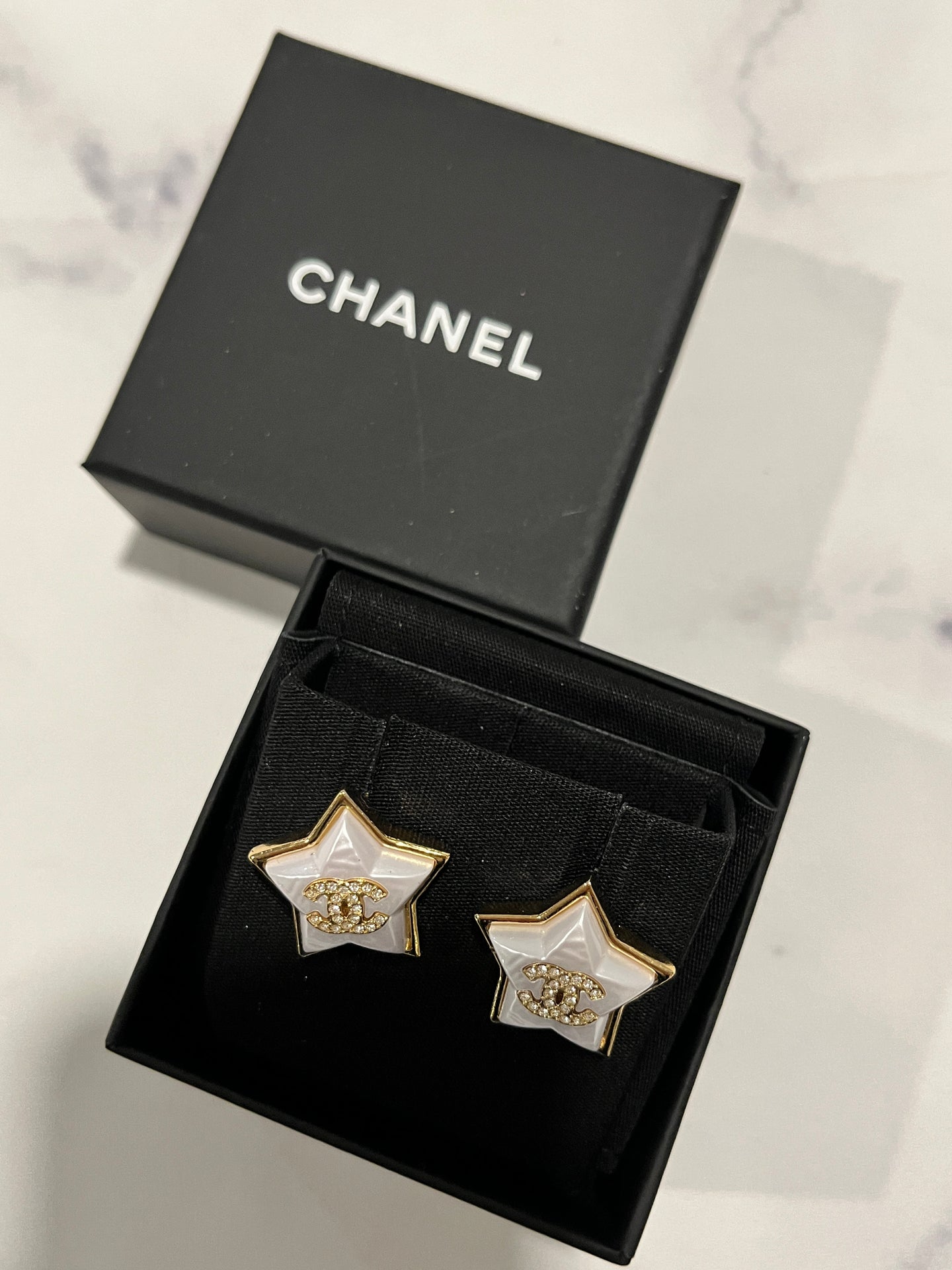 Chanel Pearlize Star CC Earrings