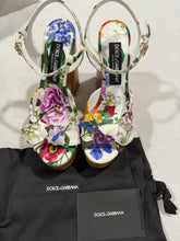 Load image into Gallery viewer, Dolce & Gabbana Floral Platform Sandal