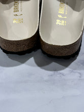 Load image into Gallery viewer, Birkenstock Madrid Big Buckle Slide