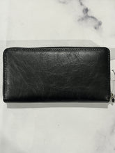 Load image into Gallery viewer, Gucci Black Leather Zip Around Wallet