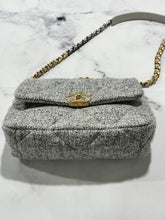 Load image into Gallery viewer, Chanel 21A Medium Tweed Crossbody Bag