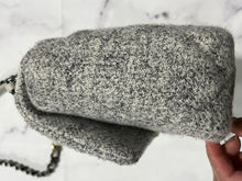 Load image into Gallery viewer, Chanel 21A Medium Tweed Crossbody Bag
