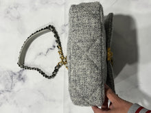 Load image into Gallery viewer, Chanel 21A Medium Tweed Crossbody Bag