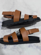 Load image into Gallery viewer, Hermes Genius Natural Sandals