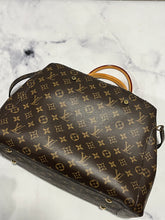 Load image into Gallery viewer, Louis Vuitton Monogram Canvas Montaigne GM Handbag