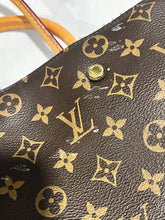 Load image into Gallery viewer, Louis Vuitton Monogram Canvas Montaigne GM Handbag