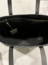 Load image into Gallery viewer, Givenchy Bond Medium Tote Bag