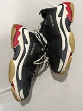 Load image into Gallery viewer, Balenciaga Black Trainer Sneaker