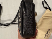 Load image into Gallery viewer, Valentino Garavani Black Shoulder Bag With Rivets