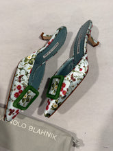 Load image into Gallery viewer, Manolo Blahnik Floral Satin Mule