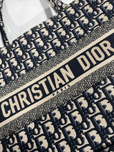 Load image into Gallery viewer, Dior Navy Oblique Medium Book Tote