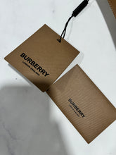 Load image into Gallery viewer, Burberry Raffia Straw Clutch Bag