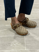 Load image into Gallery viewer, Gucci Horsebit Monogram Clogs Mules