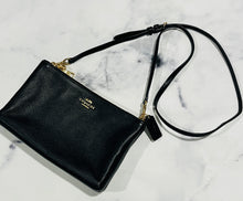 Load image into Gallery viewer, Coach Black Pebbled Leather Crossbody
