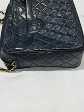 Load image into Gallery viewer, Chanel Lambskin Vintage Camera Crossbody Bag