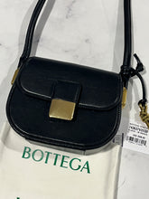 Load image into Gallery viewer, Bottega Veneta Desiree Black Small Crossbody