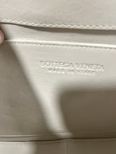 Load image into Gallery viewer, Bottega Veneta Desiree Chalk Large Crossbody