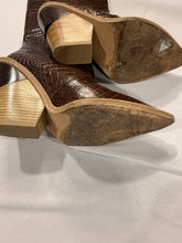 Load image into Gallery viewer, Fendi Brown Croc Embossed Leather Pull Up Western Boots