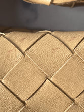 Load image into Gallery viewer, Bottega Veneta Mini Jodie
