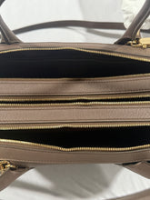 Load image into Gallery viewer, Salvatore Ferragamo Clay Crossbody Top Handle Bag