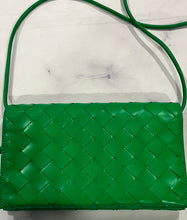 Load image into Gallery viewer, Bottega Veneta Intrecciato Leather Parakeet Wallet on Chain