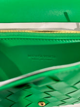 Load image into Gallery viewer, Bottega Veneta Intrecciato Leather Parakeet Wallet on Chain