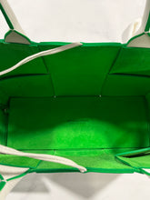 Load image into Gallery viewer, Bottega Veneta Leather White & Parakeet Arco Tote with Pouch