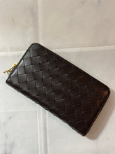 Load image into Gallery viewer, Bottega Veneta Black Intreciatto Leather Zip Around Wallet
