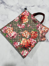 Load image into Gallery viewer, Gucci Monogram Blooms Rectangle Tote Bag