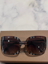 Load image into Gallery viewer, Burberry Brown Plaid Sunglasses