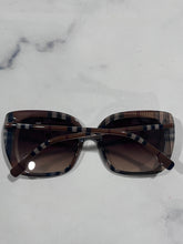 Load image into Gallery viewer, Burberry Brown Plaid Sunglasses