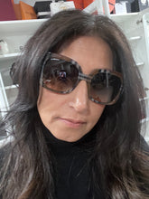Load image into Gallery viewer, Burberry Brown Plaid Sunglasses
