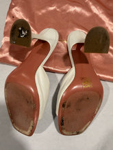 Load image into Gallery viewer, Amina Muaddi White Leather Sandals