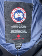 Load image into Gallery viewer, Canada Goose Ellison Down Packable Navy Jacket
